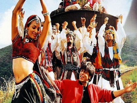 'छैया छैया' की शूटिंग के दौरान खून से लथपथ हो गयी थीं मलाइका, शॉकिंग खुलासा !