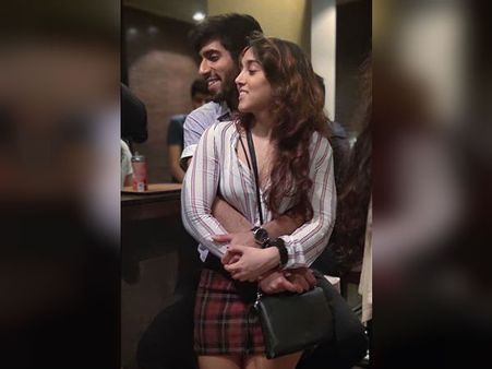 आमिर खान की बेटी इरा खान की तस्वीर वायरल- बॉयफ्रेंड की बाहों पर आईं नजर