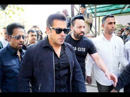 काला हिरण मामला- सलमान खान केस की सुनवाई 16 सितंबर तक टली