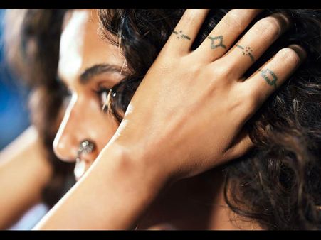 तापसी पन्नू की अगली फिल्म- रिलीज हुआ First LOOK पोस्टर्स- एकदम धमाकेदार