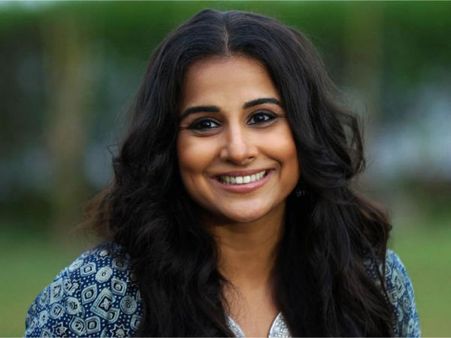 विद्या बालन का Casting couch पर खुलासा - डायरेक्टर मुझे अकेले होटल के कमरे में ले गया