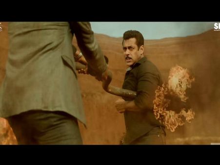 दबंग 3- ट्रेलर में दिखी चुलबुल पांडे और बाली के बीच दमदार फेसऑफ की झलक, एक्शन की भरमार!