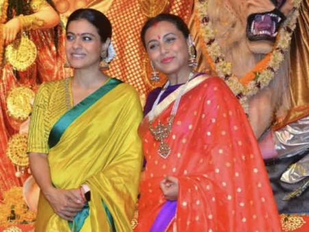 Durga Puja Pics: साथ त्योहार मनाती दिखीं मुखर्जी बहनें काजोल - रानी, देखिए बेहद प्यारी तस्वीरें