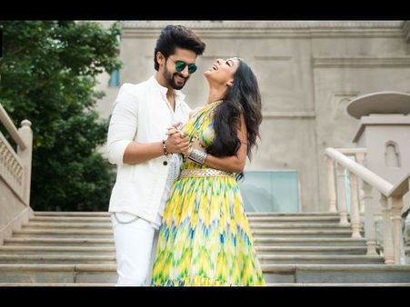 जमाई राजा की सुपरहिट जोड़ी रवि दूबे- निया शर्मा का म्यूजिक Video आया सामने