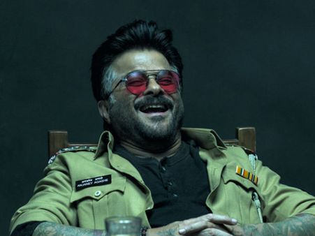First Look- जन्मदिन पर अनिल कपूर की फिल्म मलंग से फर्स्ट लुक रिलीज- एकदम शानदार