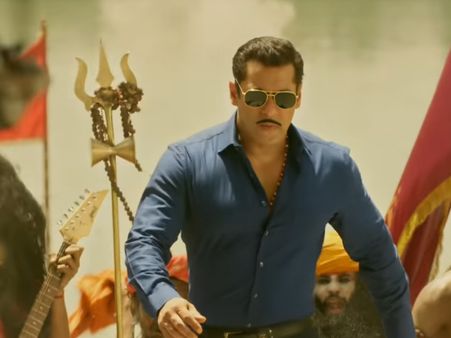 'दबंग 3' 1st Day 1st Show धमाका, सलमान खान फैन ने बुक किये दबंग 3 के 150 टिकटें