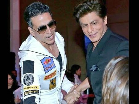 एक साथ दिखे शाहरुख खान और अक्षय कुमार, तस्वीर वायरल- फैंस ने कहा, धूम 4 की हो रही है तैयारी