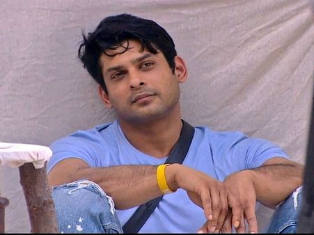 Bigg Boss 13 से बाहर हुए सिद्धार्थ शुक्ला, सीक्रेट रूम से सीधा अस्पताल में भर्ती, बड़ी खबर !