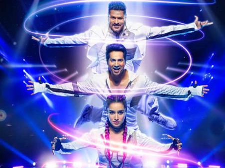 स्ट्रीट डांसर Muqabla Song: प्रभुदेवा का ब्लॉकबस्टर अंदाज़- और साथ दिखे वरुण धवन, श्रद्धा कपूर