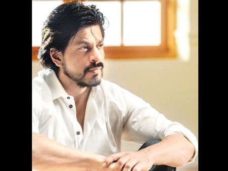 मैं हमेशा चिंता करता हूं, कलाकार होने के नाते मैं बहुत शांत और अकेला हूं- शाहरुख खान