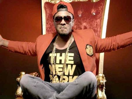 रैपर रफ्तार ने लाइव शो में उड़ाई CAA - NRC की धज्जियां, बाद में ट्विटर पर मांगी माफी