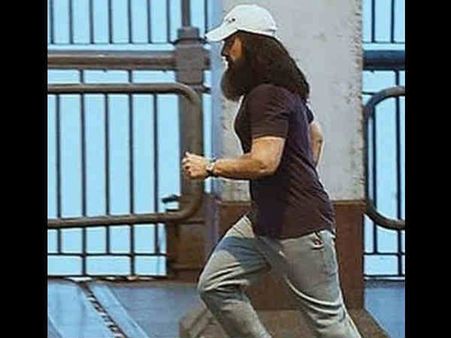 लाल सिंह चड्ढा की शूटिंग से लीक हुई आमिर खान की एक और तस्वीर