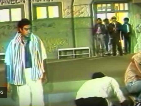 Viral Video: डेब्यू फिल्म फूल और कांटे के लिए पापा वीरू देवगन से स्टंट सीखते अजय देवगन