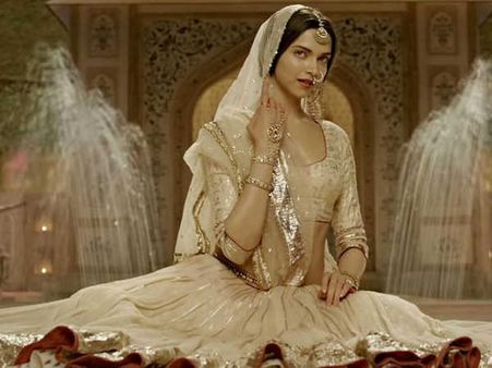 छपाक के बॉक्स ऑफिस संघर्ष के बाद दीपिका पादुकोण ने छोड़ी ये बायोपिक