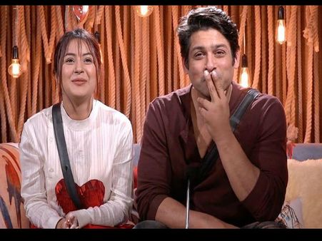 Bigg Boss 13 में होगी सिद्धार्थ-शहनाज की शादी, फैंस ने मिलाई कुंडली, वीडियो वायरल!