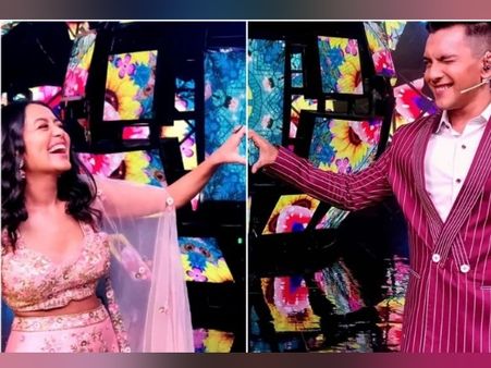 Viral Pics: शादी को लेकर नेहा कक्कड़ और आदित्य नारायण गलती से खुद दे बैठे ये बड़ा संकेत !
