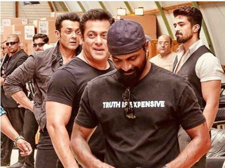 रेमो डीसूज़ा के साथ तैयार है सलमान खान की अगली फिल्म, टाईटल भी फाईनल!