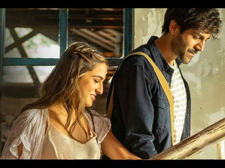 कार्तिक- सारा की 