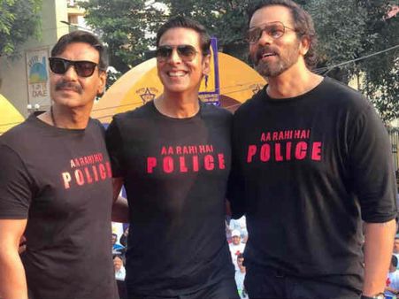 Pics: रोहित शेट्टी के साथ सिंघम अजय देवगन और सूर्यवंशी अक्षय कुमार