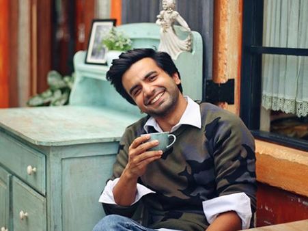 Exclusive Interview : फिल्में करने से ज्यादा जरूरी यादगार परफॉर्मेंस देना है- आयुष मेहरा