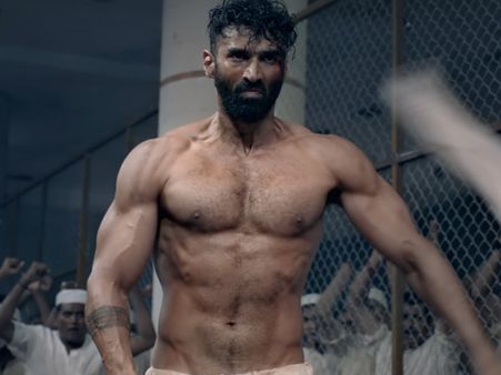 Malang Full Movie Leaked by TamilRockers: लीक हुई मलंग, करोड़ों का झटका !