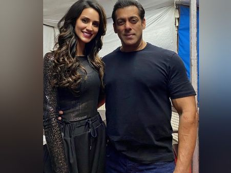 सलमान खान का नया धमाका- ब्राज़ीलियाई एक्ट्रेस और मॉडल लैरिसा बोन्सी को करेंगे लॉन्च !