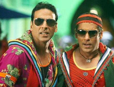 अक्षय कुमार और सलमान खान दोनों के हाथ से निकली ईद, राधे vs लक्ष्मी बम नहीं होगी क्लैश- फैंस मायूस !