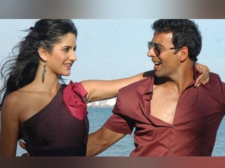 ऐसे न मुझे तुम देखो.. 'सूर्यवंशी' अक्षय कुमार से कैटरीना कैफ ये क्या कह गईं, वायरल हुआ Video