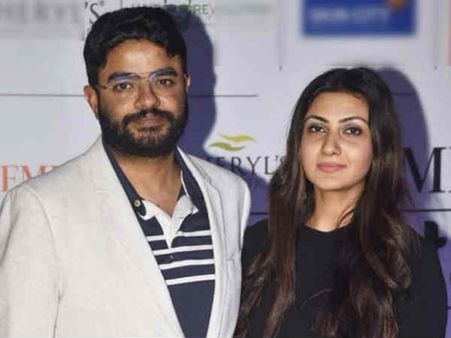 सगाई तोड़ने के बाद इस एक्ट्रेस को डेट कर रहे हैं प्रियंका चोपड़ा के भाई