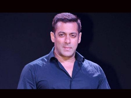 कोरोना की फाइट को कमजोर करने वालें जरूर देखें सलमान खान का ये वीडियो -समझिए कितनी खतरनाक है ये लड़ाई