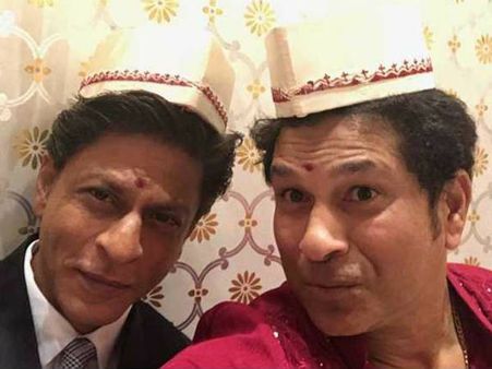 शाहरुख खान से लेकर अमिताभ बच्चन, सबके फेवरिट हैं सचिन तेंदुलकर- देखिए PHOTOS
