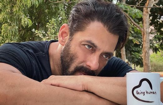 सलमान खान को आई फैमिली की याद, शेयर की गुमसुम तस्वीर- भाईजान का रमज़ान वाला स्पेशल पोस्ट
