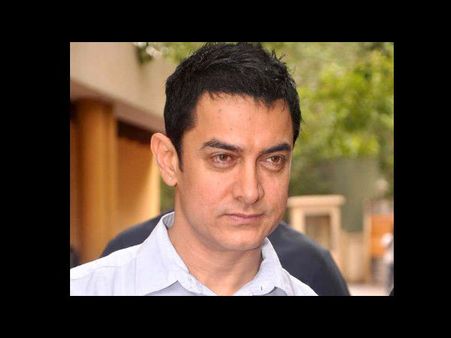 Corona के खिलाफ आमिर खान का Tweet वायरल, जानें ऐसा क्या लिख दिया