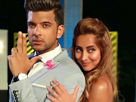 'मेरी चुप्पी को कमजोरी समझने वालों पर मैं थूकती हूं, जिंदगी का तमाशा बना रहे हो शर्म करो' !