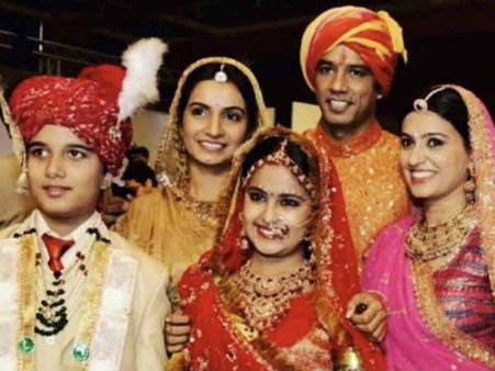 कलर्स पर बालिका वधू की वापसी, देखिए 12 सालों में कितनी बदल चुकी हैं छोटी सी आनंदी अविका गौर