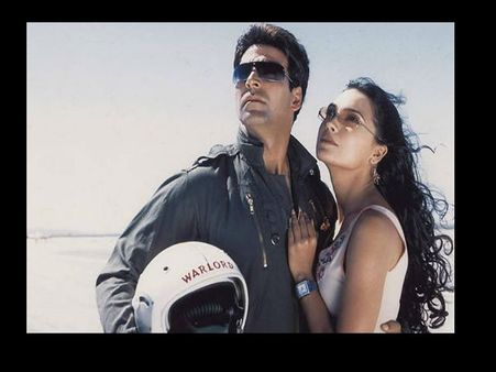 डूबने लगी थीं लारा दत्ता, अक्षय कुमार ने बचाई जान, जन्मदिन पर देखिए 10 बोल्ड बवाल तस्वीरें