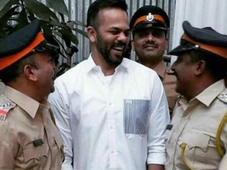 रोहित शेट्टी ने की मुंबई पुलिस की मदद - 8 होटलों में किया रहने खाने का इंतज़ाम