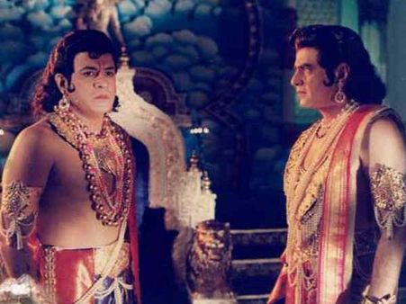 रामायण के राम अरूण गोविल बने थे लक्ष्मण, वायरल तस्वीर, सरकार पर फूटा दुख