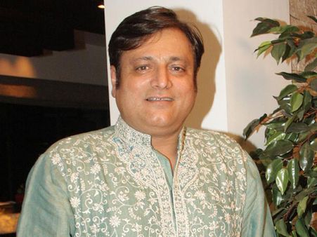 राम जन्मभूमि में मिला कुछ ऐसा कि एक्टर मनोज जोशी ने लगाया 'जय श्रीराम' का नारा- पढिए खबर