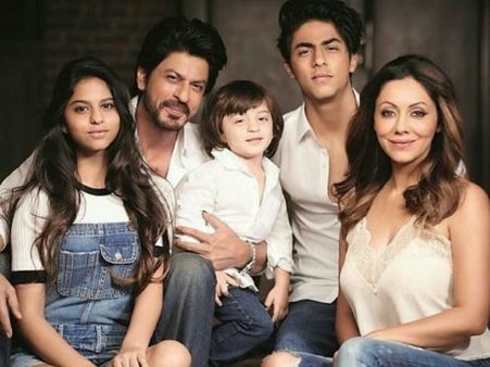 हैप्पी बर्थडे AbRam: शाहरुख-गौरी के लाडले अबराम की RARE तस्वीरें, खान फैमिली का सबसे क्यूट सितारा
