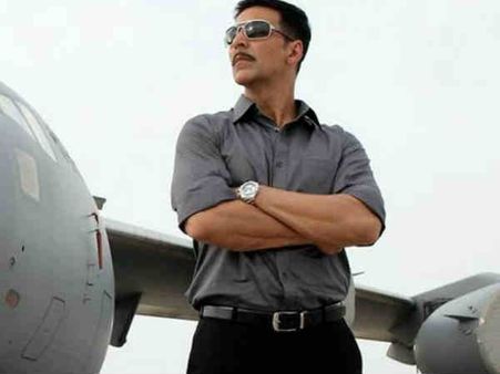 अक्षय कुमार ने टीवी आर्टिस्ट्स के लिए फिर से किया दान, कहा - फंड खत्म हुए तो और दान करेंगे