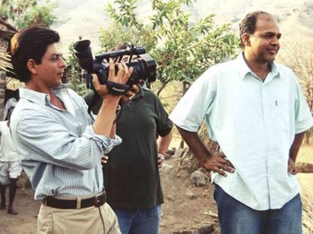 Throwback PICS: शाहरुख खान की फ़िल्म 