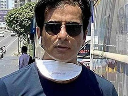 महिला फैन के इस ट्वीट पर फिदा हुए 'सोनू सूद', कहा- क्या मैं आपको आई लव यू कह सकता हूं ?