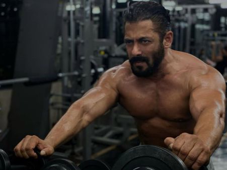 जैकलीन फर्नांडीज ने शेयर की सलमान खान की 'हॉट' वर्कआउट फोटो- सोशल मीडिया पर वायरल