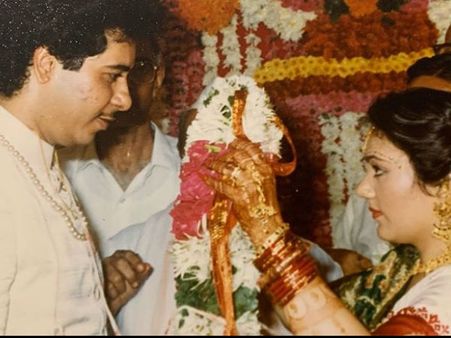 जब रामायण की 'सीता' दीपिका चिखलिया बनी रियल लाइफ दुल्हन, पहली बार शादी की तस्वीरें VIRAL