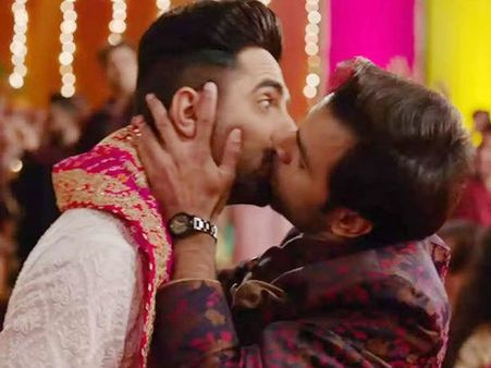 इंटीमेट सीन में अब एक्टर हीरोइन को नहीं 