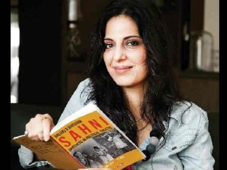 यहां से चुराई हुई है गुलाबो सिताबो की कहानी, लेखिका जुही चतुर्वेदी ने दी सफाई