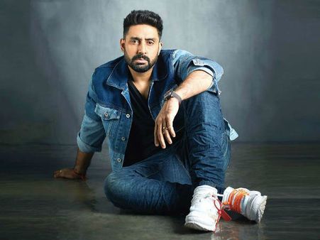 JUST IN : अमिताभ बच्चन के बाद, अभिषेक बच्चन भी निकले कोरोना पॉजिटिव, परिवार के बाकी लोग निगेटिव