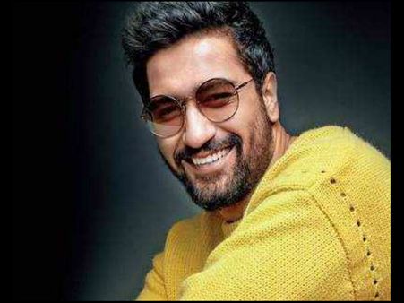धूम 3 के डायरेक्टर और YRF के साथ कॉमेडी फ़िल्म में आएंगे विक्की कौशल नजर ?