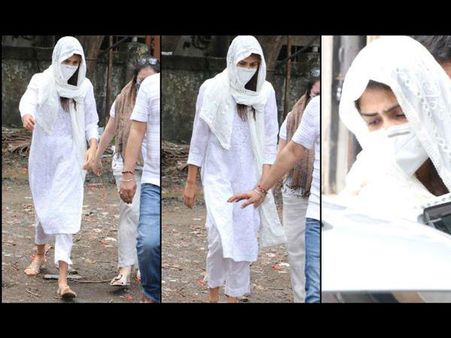 शवगृह में सुशांत के पास कैसे पहुंची रिया चक्रवर्ती? कूपर अस्पताल को मानवाधिकार आयोग का नोटिस